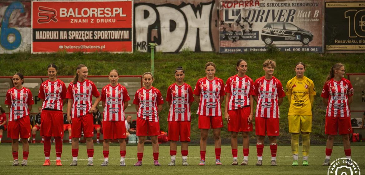 ✅ 𝟮. 𝗸𝗼𝗹𝗲𝗷𝗸𝗮 𝗖𝗲𝗻𝘁𝗿𝗮𝗹𝗻𝗲𝗷 𝗟𝗶𝗴𝗶 𝗝𝘂𝗻𝗶𝗼𝗿𝗲𝗸 𝗨𝟭𝟴 ⚪🔴