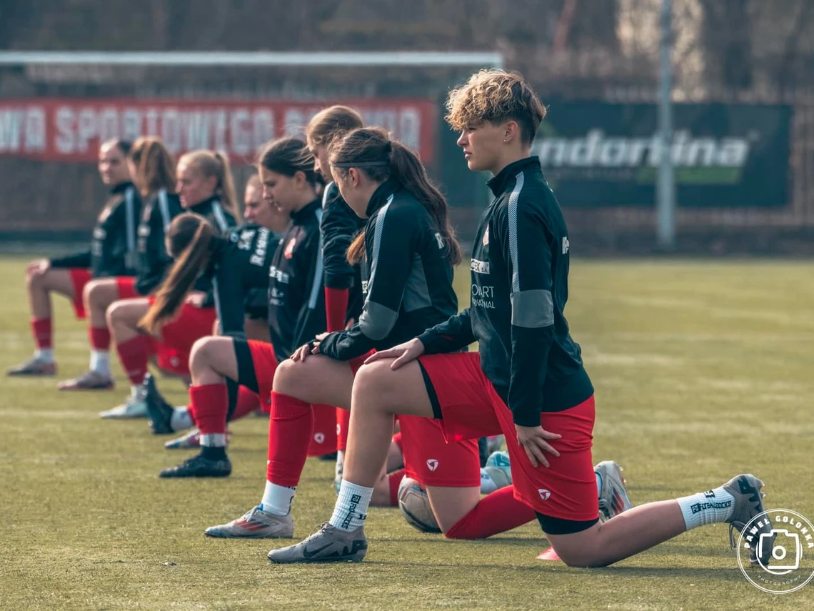 ✅ 𝗖𝗲𝗻𝘁𝗿𝗮𝗹𝗻𝗮 𝗟𝗶𝗴𝗮 𝗝𝘂𝗻𝗶𝗼𝗿𝗲𝗸 𝗨𝟭𝟴 – zaległa 4. kolejka ⚪️🔴